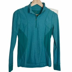 Champion women’s 1/4 zip long sleeve, size Small